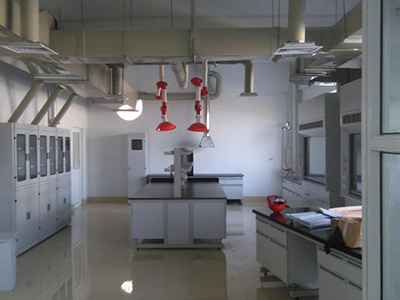 實驗室廢氣處理用什么設(shè)備